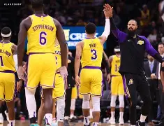 电子游戏-雄鹿队小将表现亮眼，为球队赢得胜利贡献力量